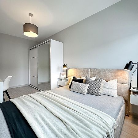 Krakowski Zakatek- Apartament Premium Z Garazem Bagian luar foto