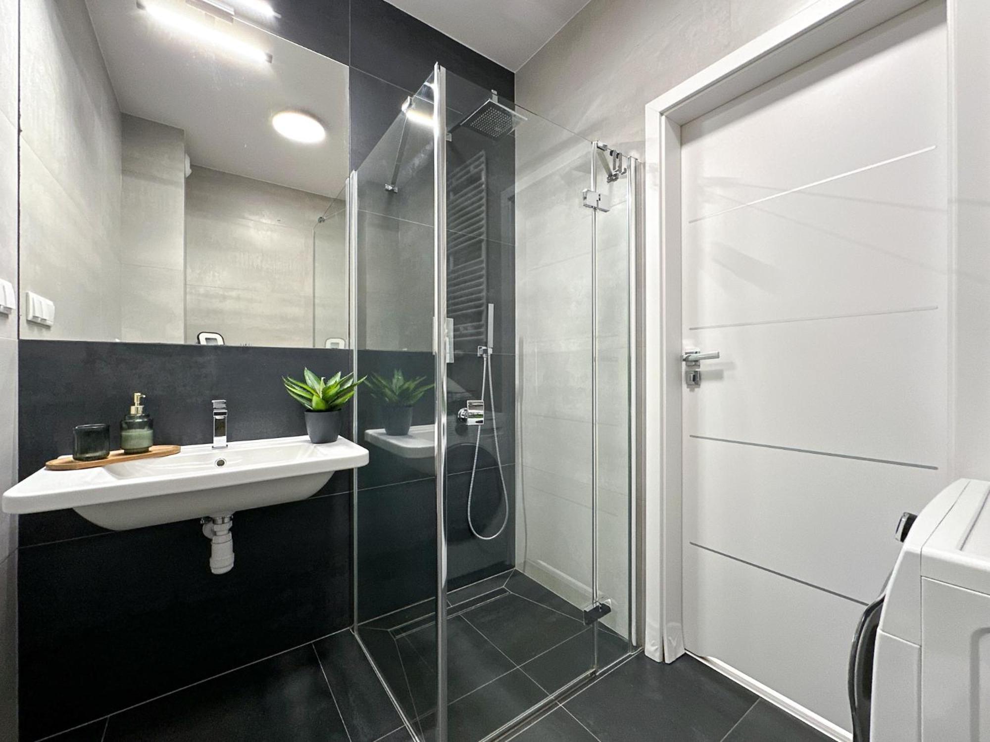 Krakowski Zakatek- Apartament Premium Z Garazem Bagian luar foto